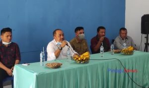 Ketua DPRD Bone Bolango Halid Tangahu ( foto pinogunews1)